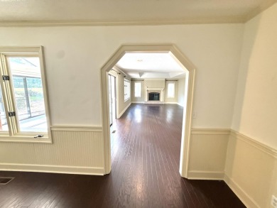 Welcome to this beautifully maintained 2 bedroom, 2 bath villa on Houndslake Country Club in South Carolina - for sale on GolfHomes.com, golf home, golf lot