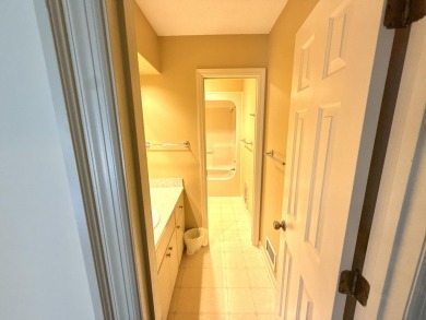 Welcome to this beautifully maintained 2 bedroom, 2 bath villa on Houndslake Country Club in South Carolina - for sale on GolfHomes.com, golf home, golf lot