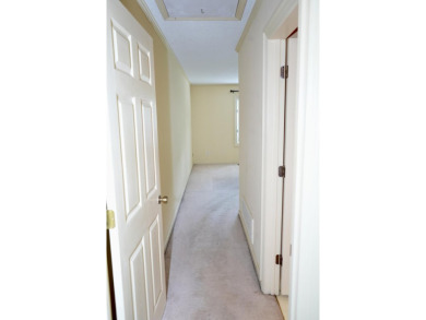 Welcome to this beautifully maintained 2 bedroom, 2 bath villa on Houndslake Country Club in South Carolina - for sale on GolfHomes.com, golf home, golf lot