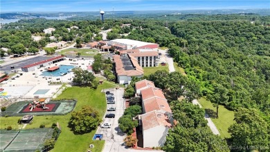 Updated Walk-In Level Unit - NO STEPS! Spacious 2 bedroom, 2 on Seasons Ridge At Four Seasons in Missouri - for sale on GolfHomes.com, golf home, golf lot