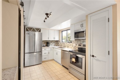 Updated Walk-In Level Unit - NO STEPS! Spacious 2 bedroom, 2 on Seasons Ridge At Four Seasons in Missouri - for sale on GolfHomes.com, golf home, golf lot
