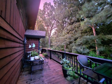 LAKEVIEW!  From the moment you arrive you'll feel your cares on Apple Valley Golf Course in Ohio - for sale on GolfHomes.com, golf home, golf lot