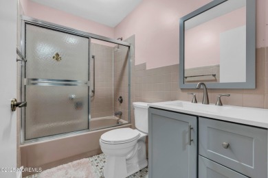 Move in condition and freshly painted home located in the most on Leisure Village West Assoc. in New Jersey - for sale on GolfHomes.com, golf home, golf lot