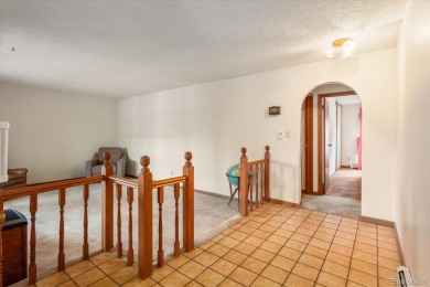 Spacious End-Unit Townhome with Views in Mesa Heights

Tucked on Salida Golf Club Inc in Colorado - for sale on GolfHomes.com, golf home, golf lot