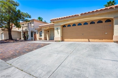 Popular one story home in the NW -- 3 BR, 2 BA, 2-car garage on Durango Hills Golf Club in Nevada - for sale on GolfHomes.com, golf home, golf lot