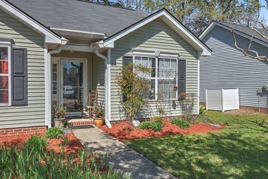 Location, Convenience & Easy Living - This one checks every box! on Shadowmoss Plantation Golf Club in South Carolina - for sale on GolfHomes.com, golf home, golf lot