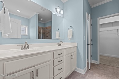 The seller is offering a $5,000 credit with an accepted offer! on The Carolina Club in North Carolina - for sale on GolfHomes.com, golf home, golf lot