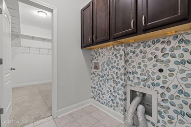 The seller is offering a $5,000 credit with an accepted offer! on The Carolina Club in North Carolina - for sale on GolfHomes.com, golf home, golf lot