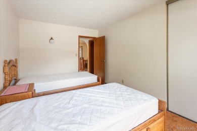 Spacious End-Unit Townhome with Views in Mesa Heights

Tucked on Salida Golf Club Inc in Colorado - for sale on GolfHomes.com, golf home, golf lot