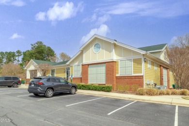 Golf Villa that overlooks the 16th green! Come play in Hedingham on Hedingham Golf and Athletic Club in North Carolina - for sale on GolfHomes.com, golf home, golf lot