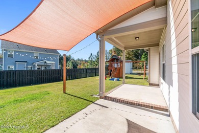 The seller is offering a $5,000 credit with an accepted offer! on The Carolina Club in North Carolina - for sale on GolfHomes.com, golf home, golf lot