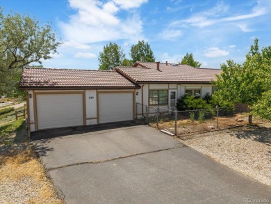 Spacious End-Unit Townhome with Views in Mesa Heights

Tucked on Salida Golf Club Inc in Colorado - for sale on GolfHomes.com, golf home, golf lot