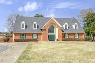 Golf Villa that overlooks the 16th green! Come play in Hedingham on Hedingham Golf and Athletic Club in North Carolina - for sale on GolfHomes.com, golf home, golf lot