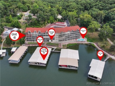 This beautifully updated 3 bed, 2 bath end unit in the quiet on The Club At Old Kinderhook in Missouri - for sale on GolfHomes.com, golf home, golf lot