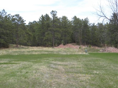 1.24 +/- acres in Country Club Estates Subdivision.  Adjoining on Southern Hills Golf Course in South Dakota - for sale on GolfHomes.com, golf home, golf lot