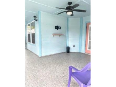 Coastal Cottage Charm: Well-Maintained 2-Bed, 2-Bath with Bonus on Rockport Country Club in Texas - for sale on GolfHomes.com, golf home, golf lot