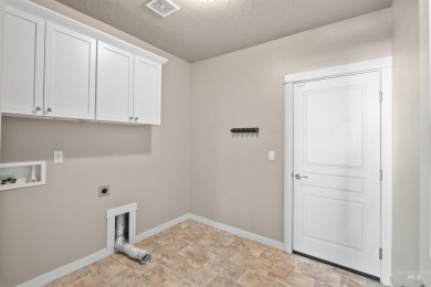 Welcome to your charming modern farmhouse oasis! This 5-year-old on River Birch Golf Course in Idaho - for sale on GolfHomes.com, golf home, golf lot