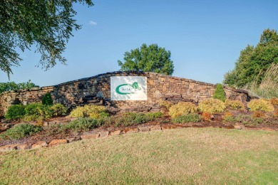 Stunning 5BD/2.1BA home in desirable Fairoaks subdivision on Fair Oaks Golf Club in Tennessee - for sale on GolfHomes.com, golf home, golf lot