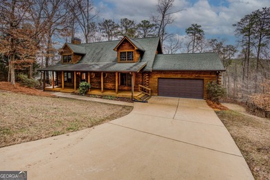 Beautiful and well maintained ready to move in Southland Log on Turtle Cove Golf Course in Georgia - for sale on GolfHomes.com, golf home, golf lot