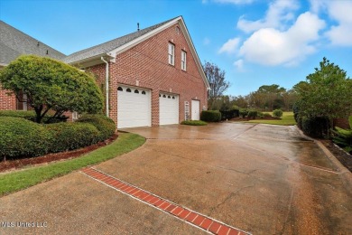 Great Location on the Annandale Golf Course.  Four (4) Bedrooms on Annandale Golf Club in Mississippi - for sale on GolfHomes.com, golf home, golf lot