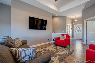 Welcome to this newly listed single-family home in the highly on The Oaks Golf Course in Missouri - for sale on GolfHomes.com, golf home, golf lot