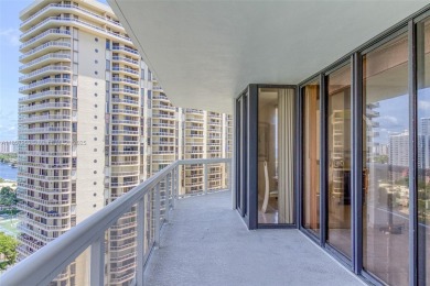 Live above it all at The Landmark in Aventura! This bright on Turnberry Isle Resort and Club in Florida - for sale on GolfHomes.com, golf home, golf lot