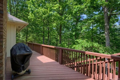 A SERENE RETREAT!  Meticulously landscaped, this tastefully on Cortez Golf Course in Arkansas - for sale on GolfHomes.com, golf home, golf lot