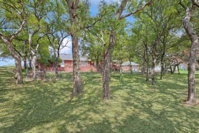 Fantastic Custom Single Story Home on Runaway Bay Golf Course on The Club At Runaway Bay in Texas - for sale on GolfHomes.com, golf home, golf lot