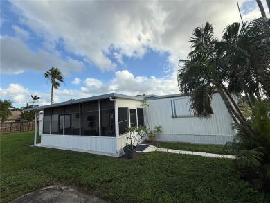 2 bedroom and 2 baths manufactured home in the beautiful on The Club at Emerald Hills in Florida - for sale on GolfHomes.com, golf home, golf lot