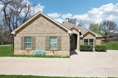 Welcome home to 6500 Arcola Court located in Granbury, Tx in the on Pecan Plantation Country Club in Texas - for sale on GolfHomes.com, golf home, golf lot