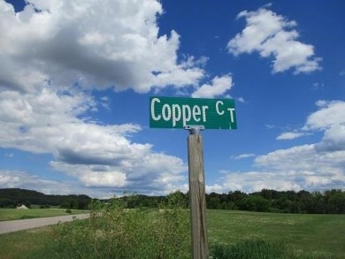 Last lot available on Copper Court cul-de-sac and next to Copper on Reedsburg Country Club in Wisconsin - for sale on GolfHomes.com, golf home, golf lot