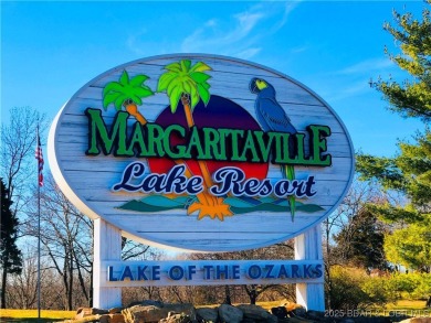 The 2 bed/2bath home with lake view is just what you are looking on The Oaks Golf Course in Missouri - for sale on GolfHomes.com, golf home, golf lot