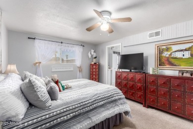 Welcome to easy living in the vibrant 55+ community of Sun Lakes on Oakwood Golf Club  in Arizona - for sale on GolfHomes.com, golf home, golf lot