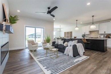 SPEND MORE TIME DOING THE THINGS YOU LOVE...Enjoy simplified on Far Oaks Golf Club in Illinois - for sale on GolfHomes.com, golf home, golf lot
