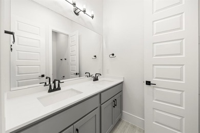 MLS# 21157968 - Built by Stonefield Homes - Ready Now! ~ on Heath Golf and Yacht Club in Texas - for sale on GolfHomes.com, golf home, golf lot