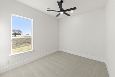 MLS# 21157968 - Built by Stonefield Homes - Ready Now! ~ on Heath Golf and Yacht Club in Texas - for sale on GolfHomes.com, golf home, golf lot