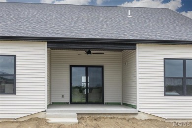 SPEND MORE TIME DOING THE THINGS YOU LOVE...Enjoy simplified on Far Oaks Golf Club in Illinois - for sale on GolfHomes.com, golf home, golf lot