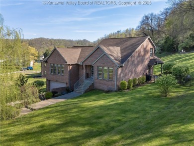 Welcome to this beautifully maintained 3-bedroom, 3 full bath on Twin Silos At Lavalette in West Virginia - for sale on GolfHomes.com, golf home, golf lot
