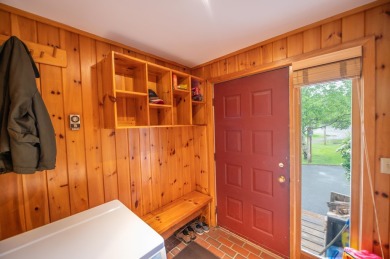 Beautiful 4 bedroom, 3.5 bath townhouse just off the Hermitage on Hermitage Club Golf Course in Vermont - for sale on GolfHomes.com, golf home, golf lot