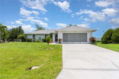 Charming 3-Bed, 2-Bath Home in Desirable Location Welcome to on El Rio Golf Course and Club in Florida - for sale on GolfHomes.com, golf home, golf lot