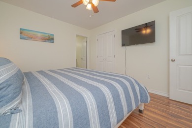 Welcome to this furnished 2-bedroom / 2-bathroom coastal bay on Rockport Country Club in Texas - for sale on GolfHomes.com, golf home, golf lot