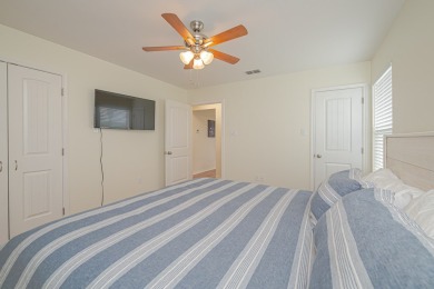 Welcome to this furnished 2-bedroom / 2-bathroom coastal bay on Rockport Country Club in Texas - for sale on GolfHomes.com, golf home, golf lot