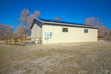 This stunning home in the Gated community Kanaka Rapids blends on Clear Lake Country Club in Idaho - for sale on GolfHomes.com, golf home, golf lot