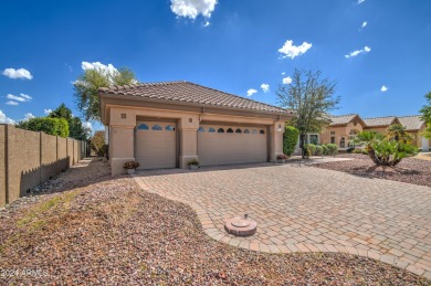 This custom Del Web Golf Course home in Sun City West is a one on Trail Ridge Golf Course in Arizona - for sale on GolfHomes.com, golf home, golf lot