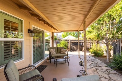 This well maintained Juniper residence is on a quiet street in on Oakmont Golf Club in California - for sale on GolfHomes.com, golf home, golf lot