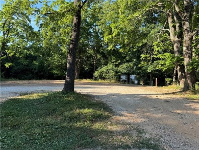 Build your dream home 5 mins from Lake Windsor Dam on this 0.33 on Bella Vista Country Club and Golf Course in Arkansas - for sale on GolfHomes.com, golf home, golf lot