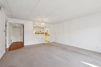 If you are looking for a home that makes your life easier, more on Heather Ridge Golf Club in Illinois - for sale on GolfHomes.com, golf home, golf lot