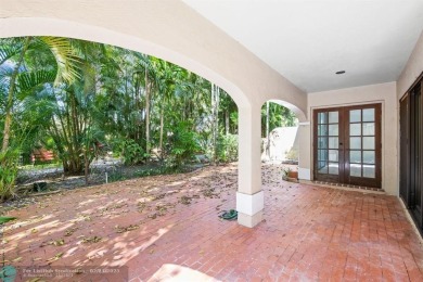 This spacious 3-bedroom, 3-bathroom townhome residence spans 2 on Boca Pointe Country Club in Florida - for sale on GolfHomes.com, golf home, golf lot