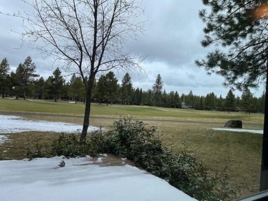 Beautiful Condo, in the heart of Sunriver. Close to the SHARC on Sunriver Woodlands Golf Course in Oregon - for sale on GolfHomes.com, golf home, golf lot