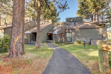 Beautiful Condo, in the heart of Sunriver. Close to the SHARC on Sunriver Woodlands Golf Course in Oregon - for sale on GolfHomes.com, golf home, golf lot